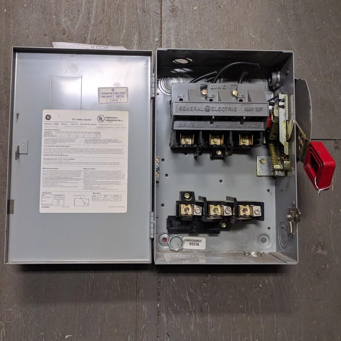 Fusible Switch 600V 30A - GE  - (TH3361R )