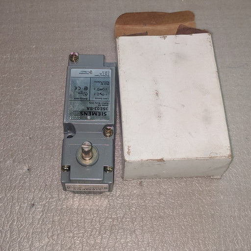 Limit Switch With Operating Head 120-600V - Siemens - (3SE03-AR1)