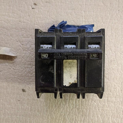 40A 3-Pole 240V  Circuit Breaker - Challenger - (CUTBAB 3040)